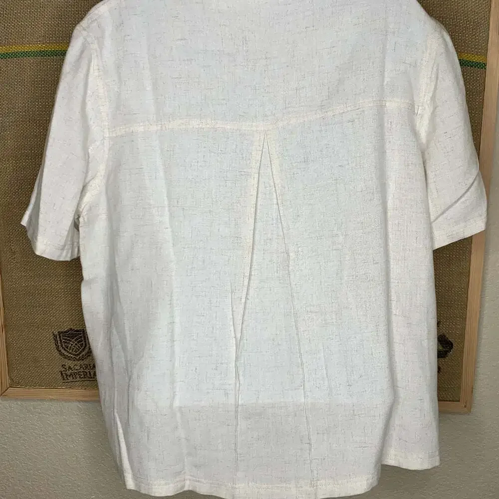 TravelSmith Women's Medium Linen Blend Short Sleeve Button Up Shirt Blouse - Picture 3 of 7